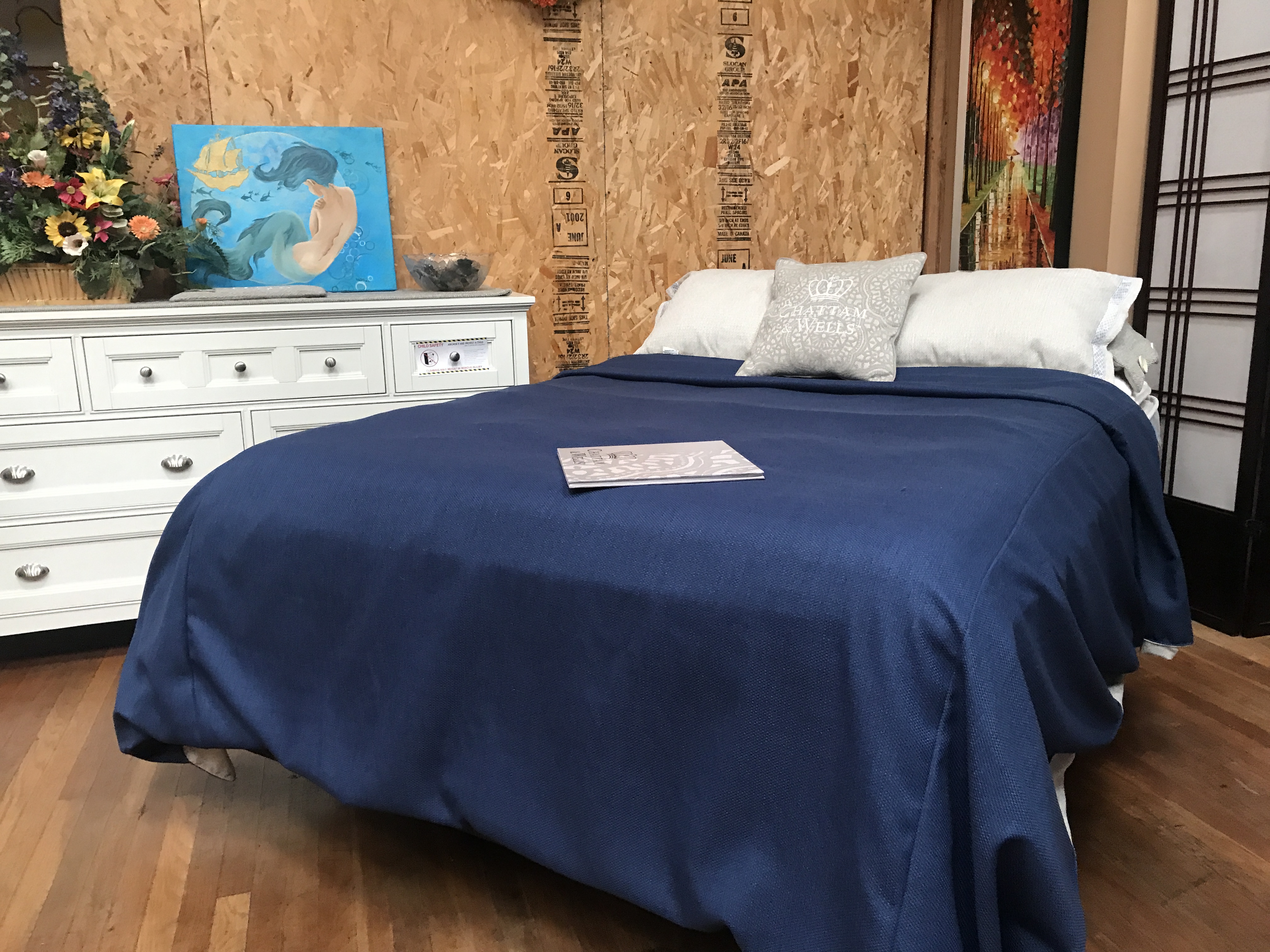 hamilton pillow top queen mattress serta